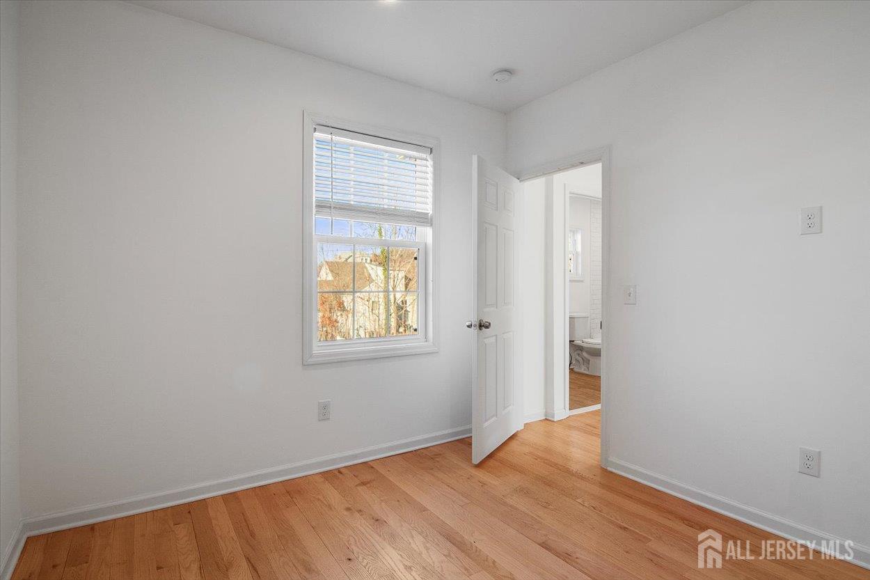 23 Carlton, Edison, NJ, 08837