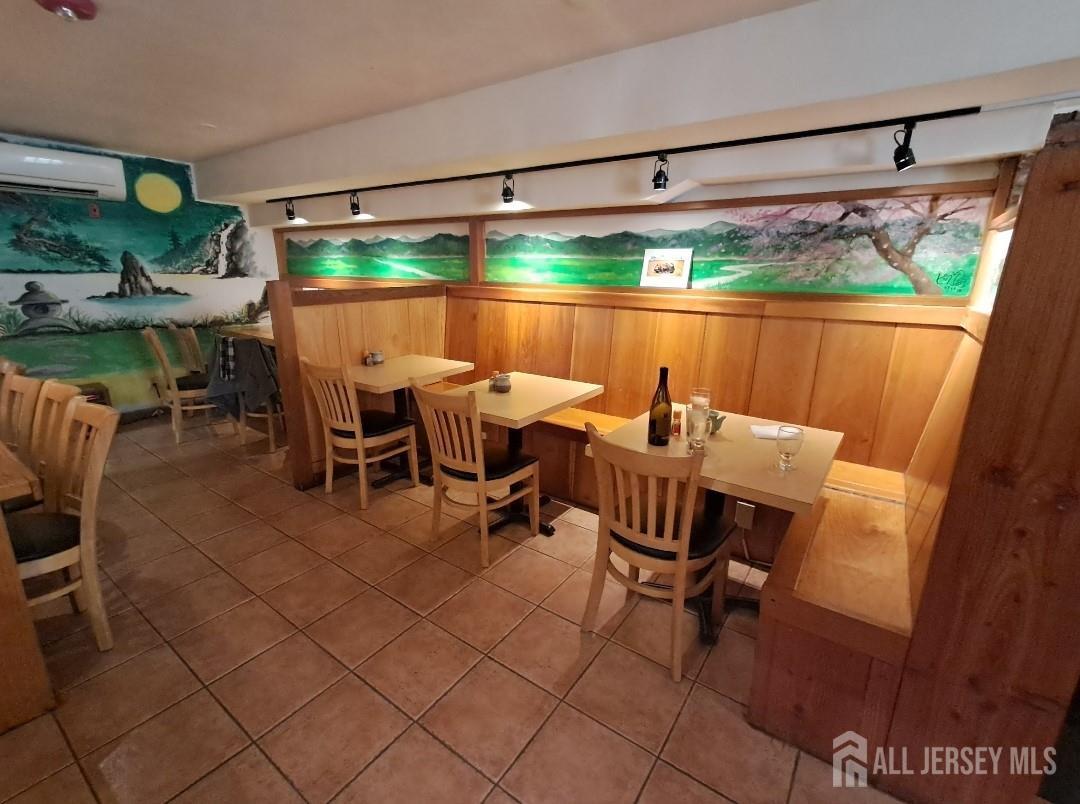 0 W 11 Chambers, Princeton, NJ, 08542