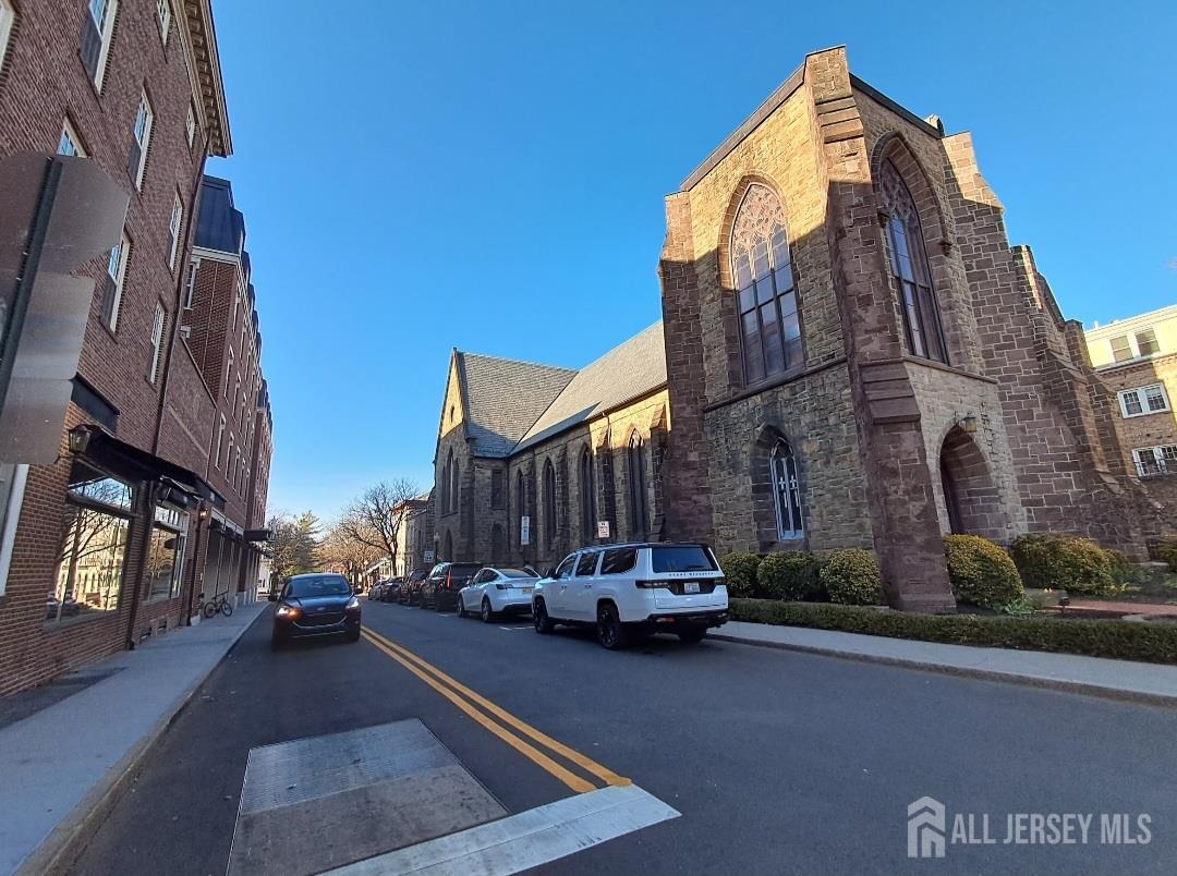 0 W 11 Chambers, Princeton, NJ, 08542