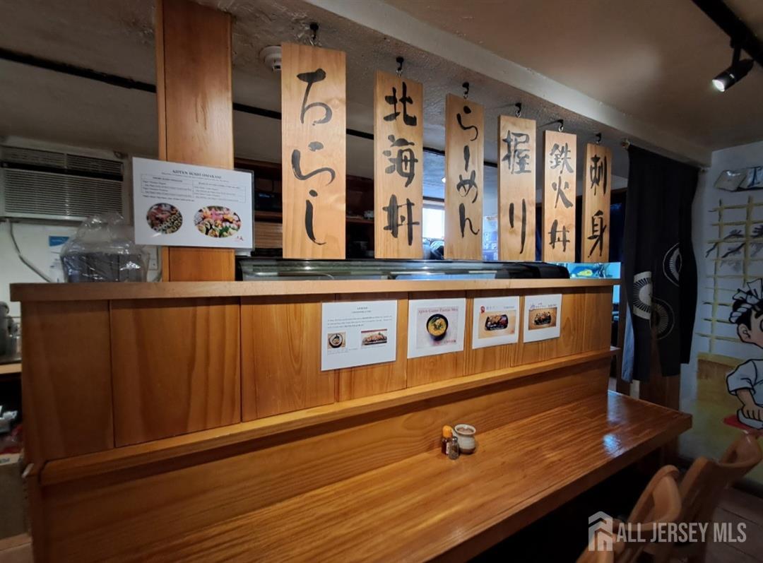 0 W 11 Chambers, Princeton, NJ, 08542