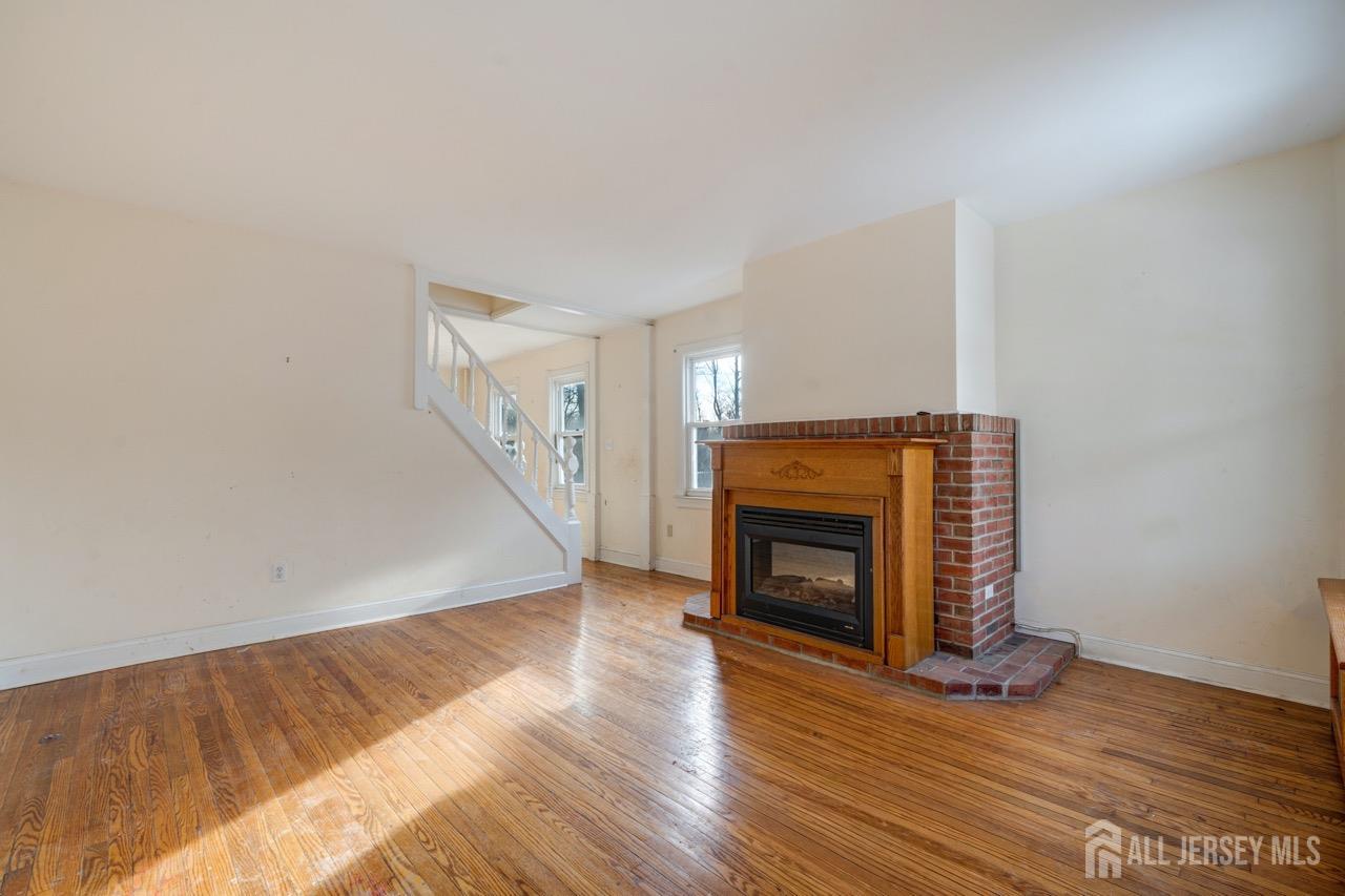 267 Main, Hamilton, NJ, 08620