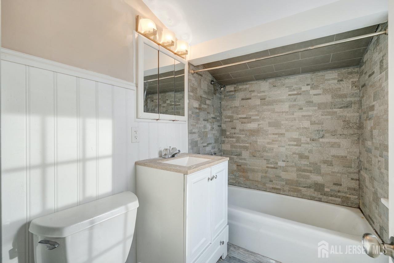 267 Main, Hamilton, NJ, 08620