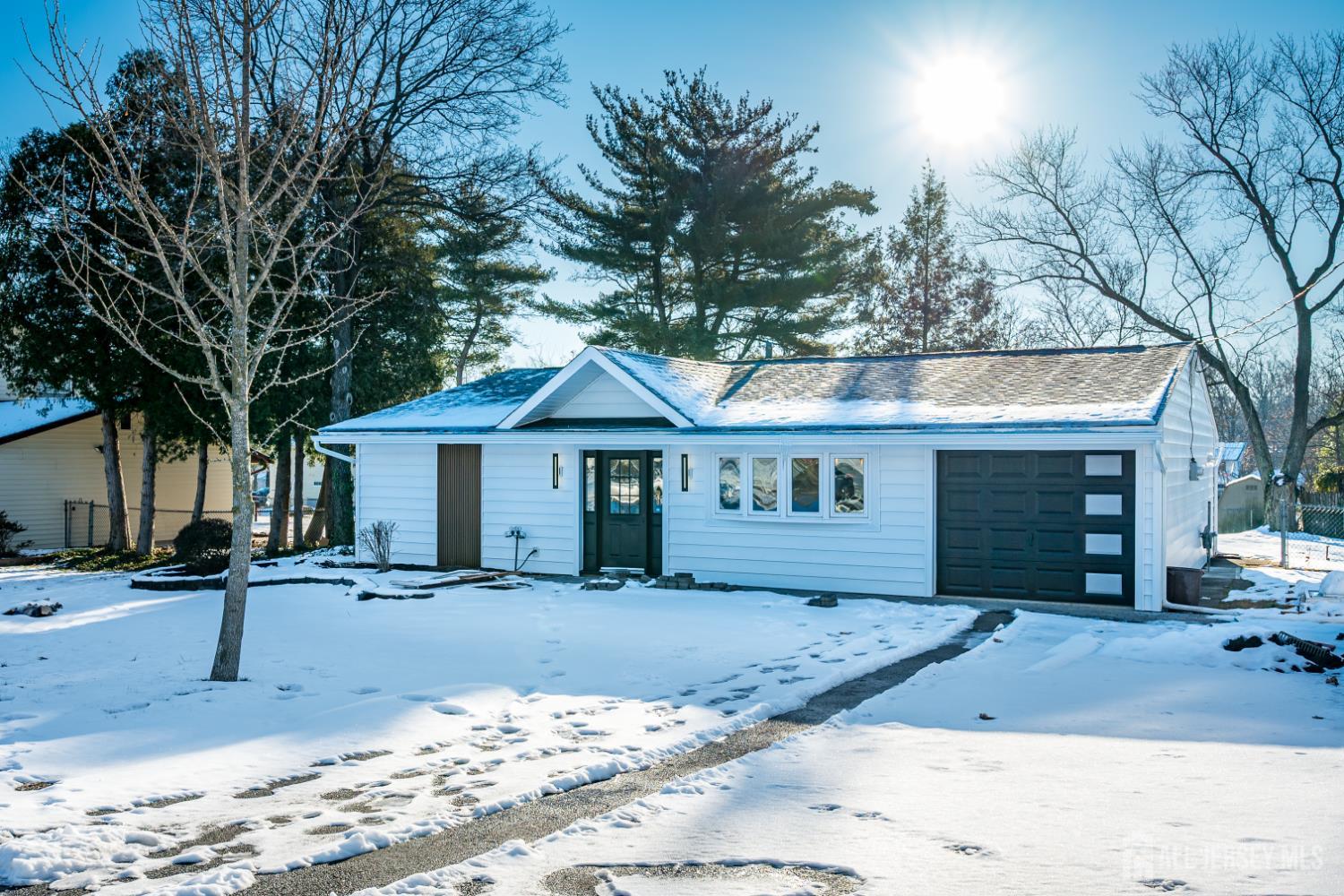 Homes for sale in South Brunswick, NJ | 20 Starling Rd, South Brunswick, NJ 08824 | MLS# 2608702R