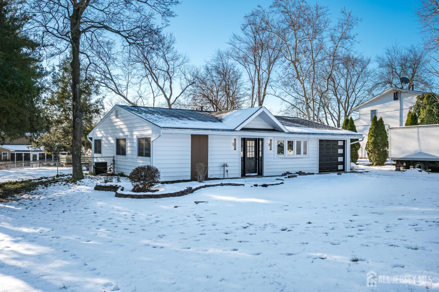 Homes for sale in South Brunswick, NJ | 20 Starling Rd, South Brunswick, NJ 08824 | MLS# 2608702R