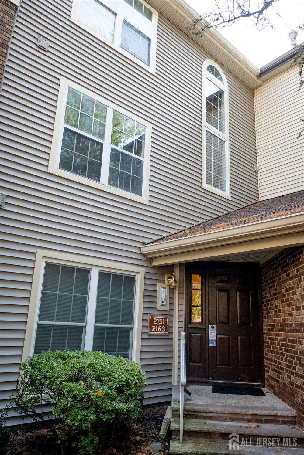 Homes for Sale in South Brunswick, NJ