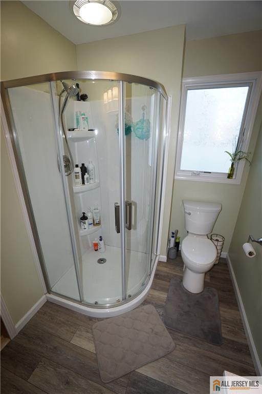 40 W Hill Road, Colonia, NJ, 07067