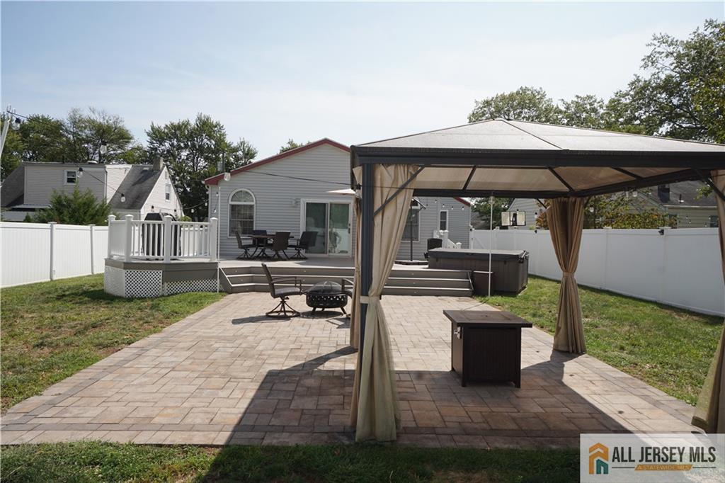 40 W Hill Road, Colonia, NJ, 07067