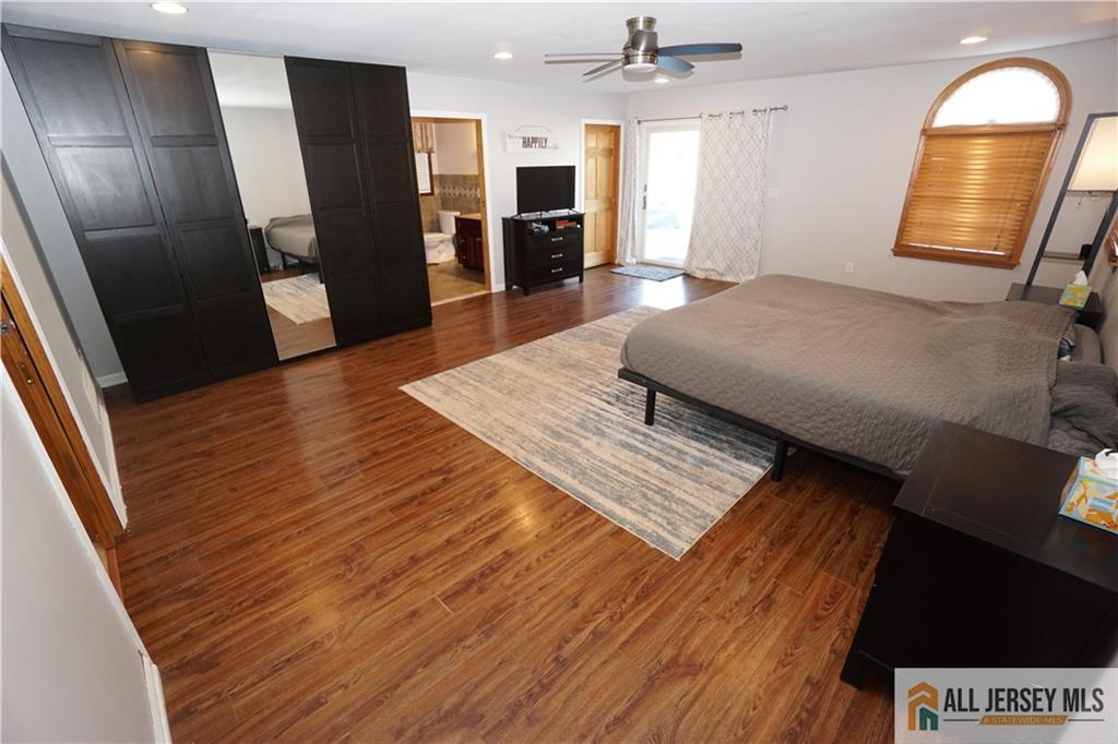 40 W Hill Road, Colonia, NJ, 07067