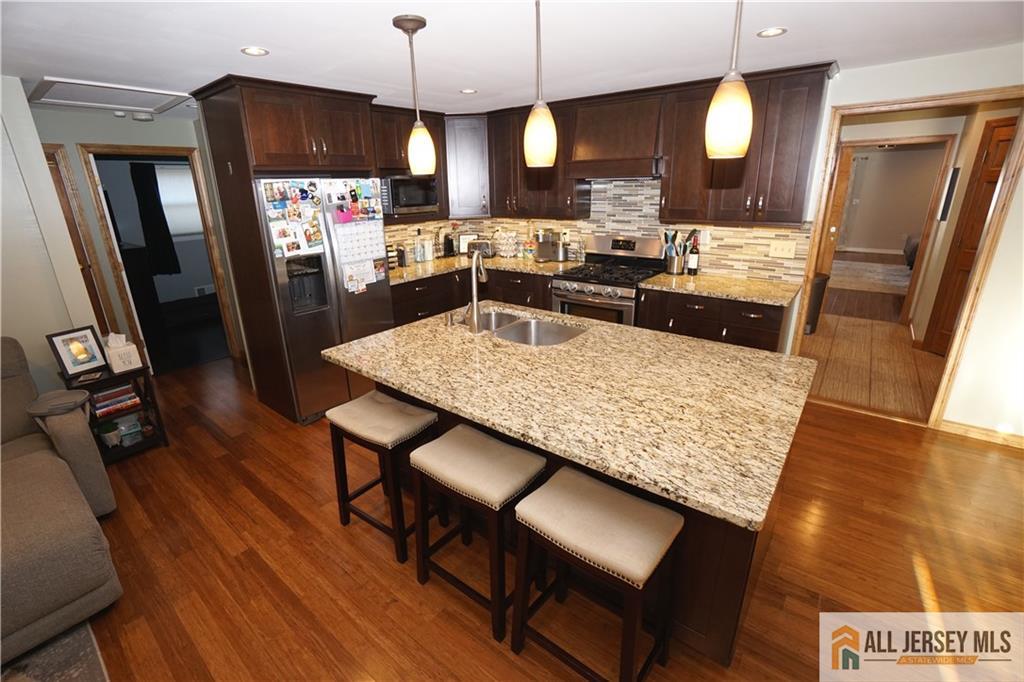 40 W Hill Road, Colonia, NJ, 07067