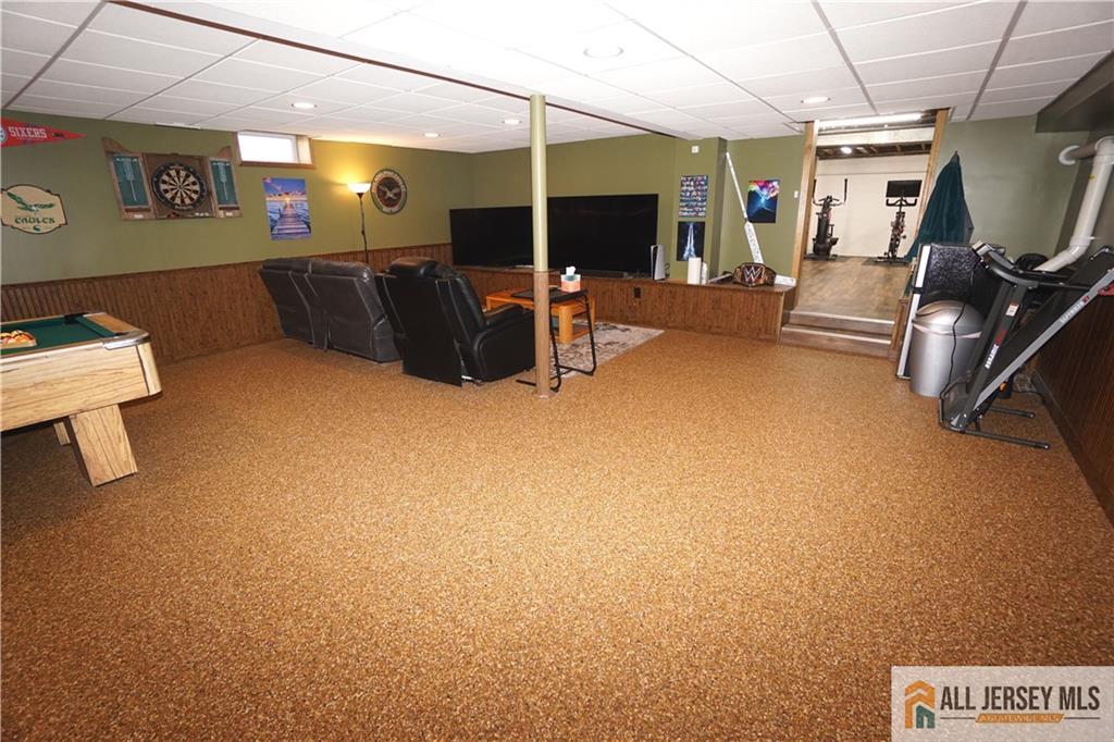 40 W Hill Road, Colonia, NJ, 07067