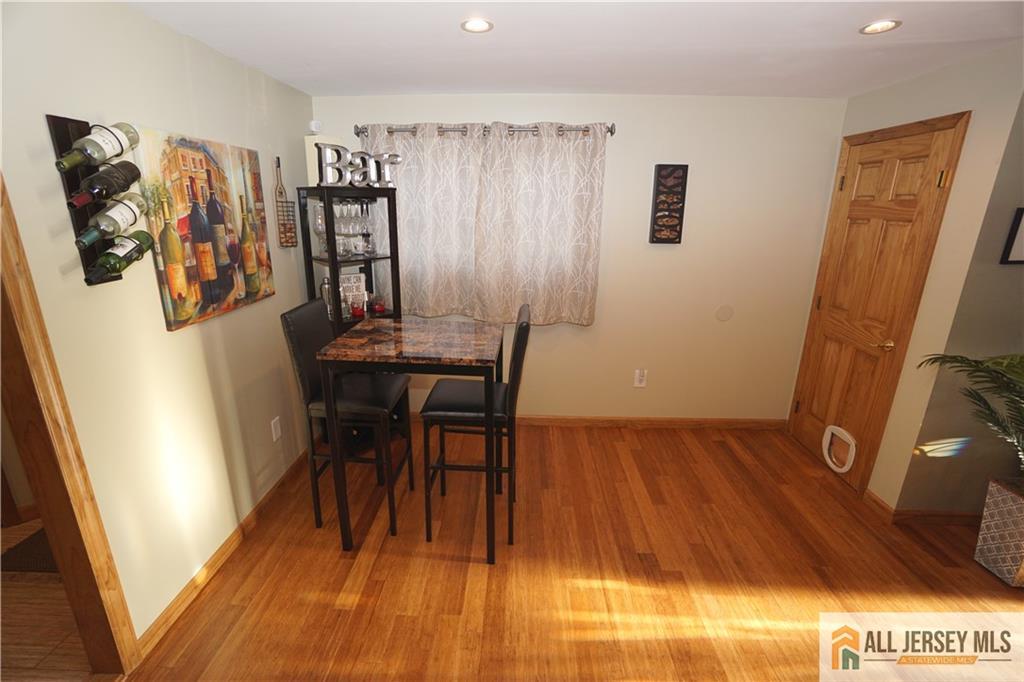 40 W Hill Road, Colonia, NJ, 07067