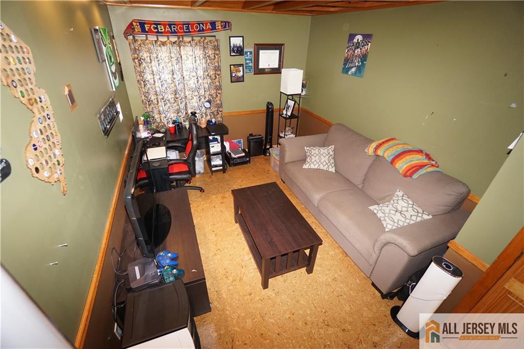 40 W Hill Road, Colonia, NJ, 07067