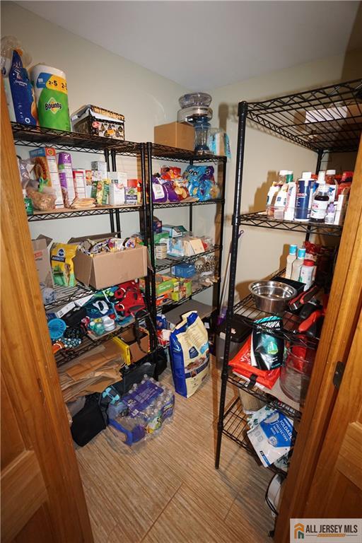 40 W Hill Road, Colonia, NJ, 07067