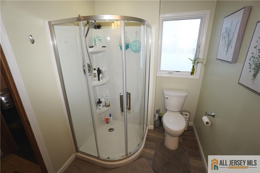 40 W Hill Road, Colonia, NJ, 07067