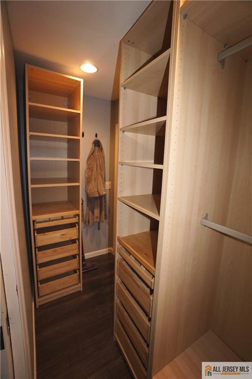 40 W Hill Road, Colonia, NJ, 07067