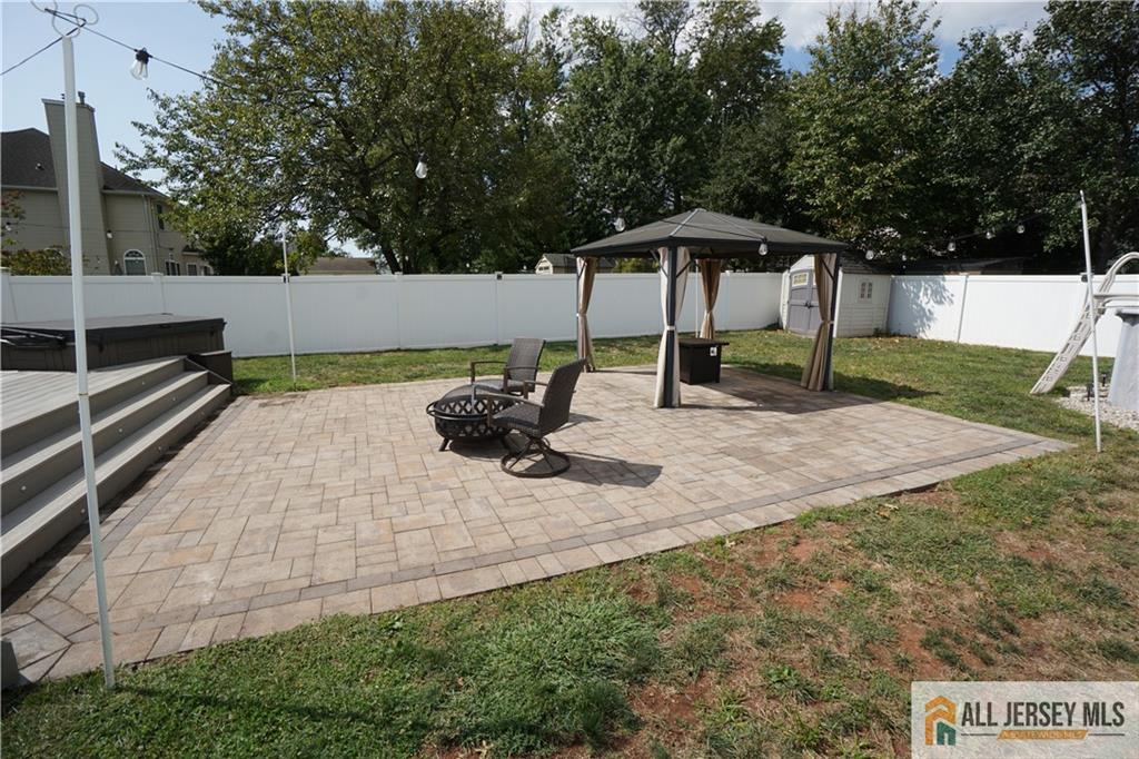 40 W Hill Road, Colonia, NJ, 07067