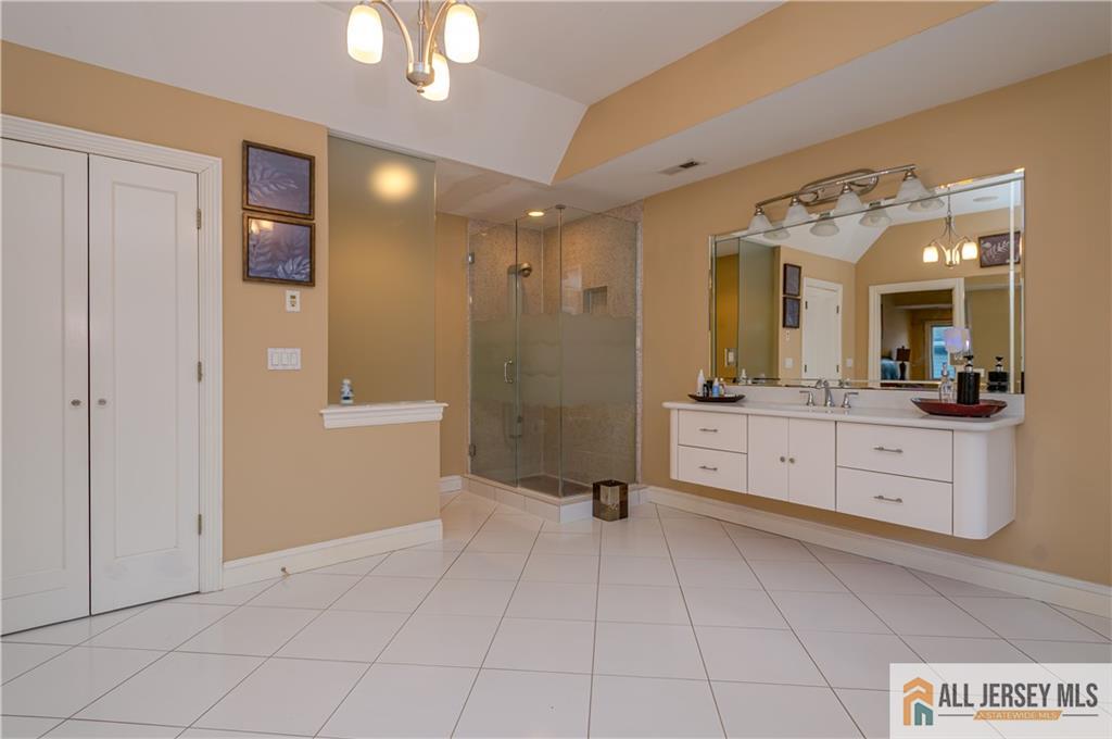 53 Princeton Avenue, Colonia, NJ, 07067