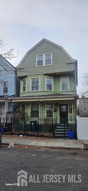 212 3rd Street, Newark, 07107, NJ