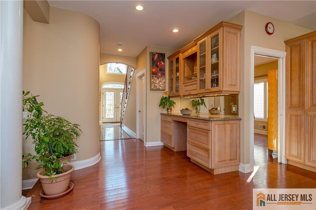 53 Princeton Avenue, Colonia, NJ, 07067