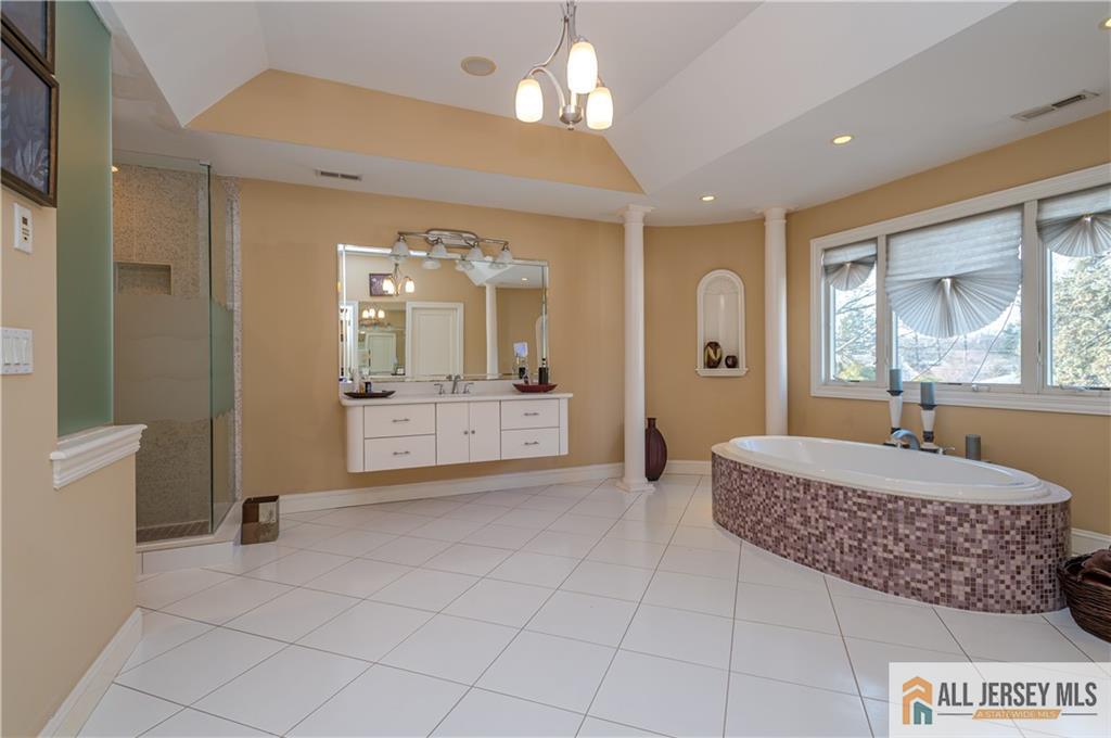 53 Princeton Avenue, Colonia, NJ, 07067