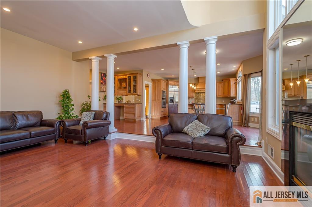 53 Princeton Avenue, Colonia, NJ, 07067