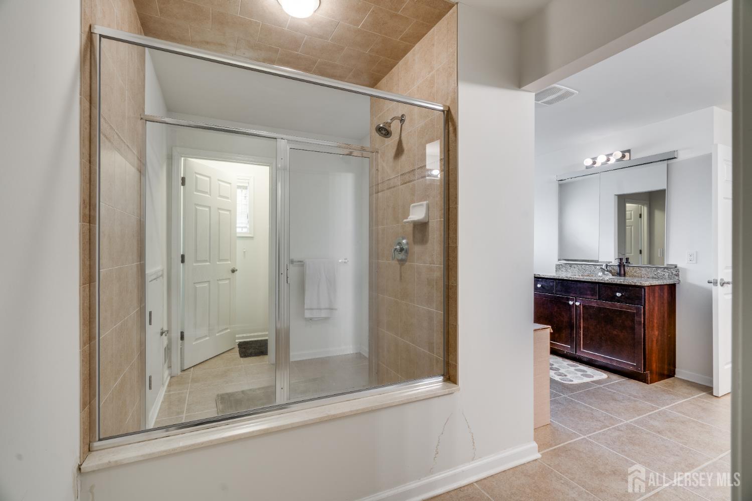 49 Summit, South Brunswick, NJ, 08816