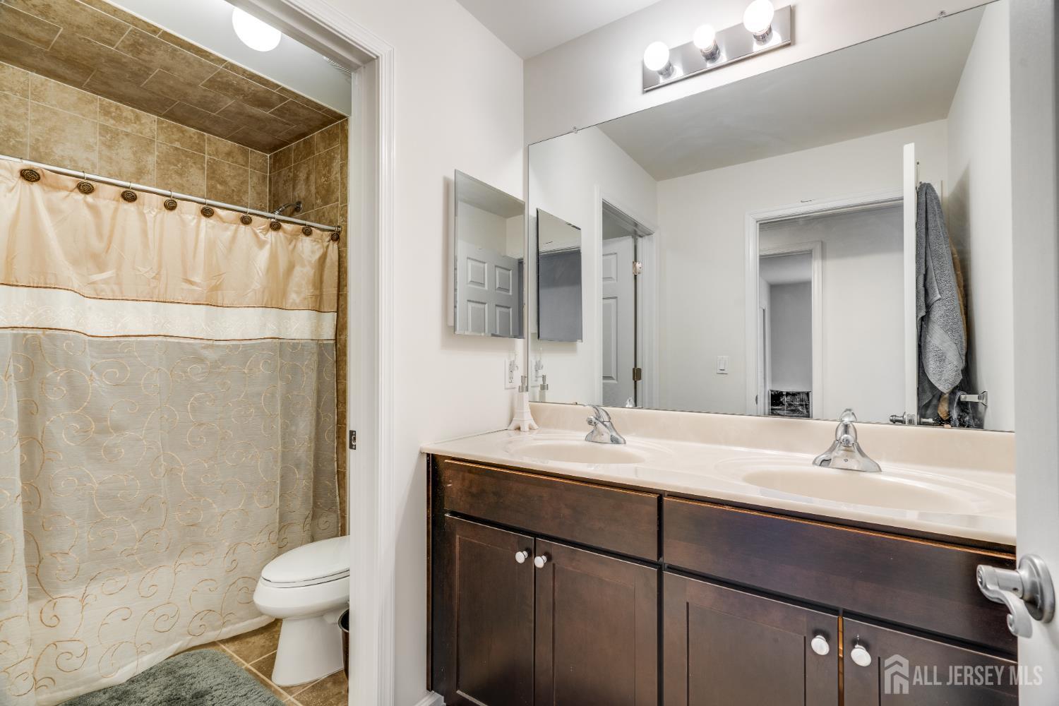 49 Summit, South Brunswick, NJ, 08816