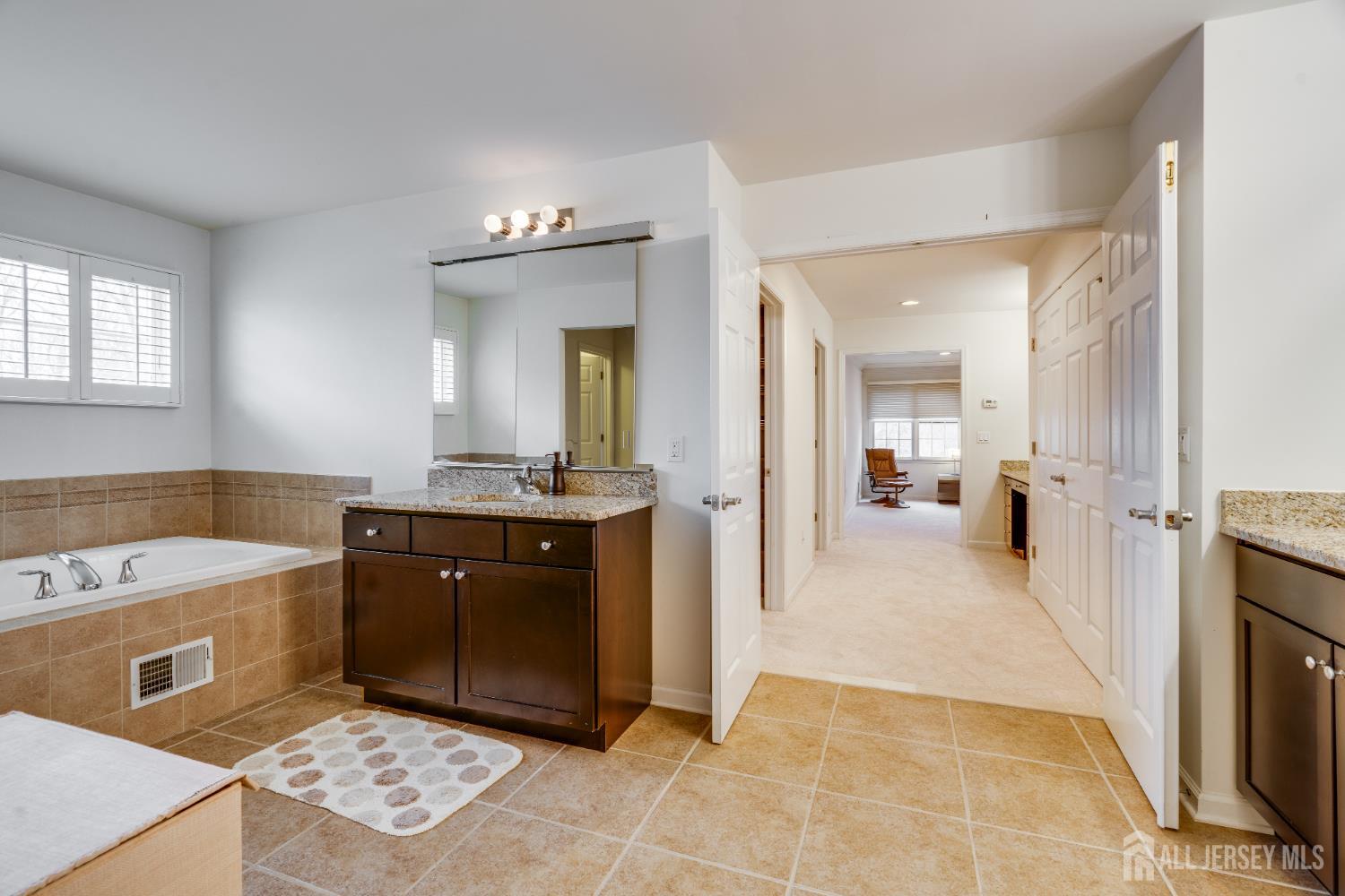 49 Summit, South Brunswick, NJ, 08816