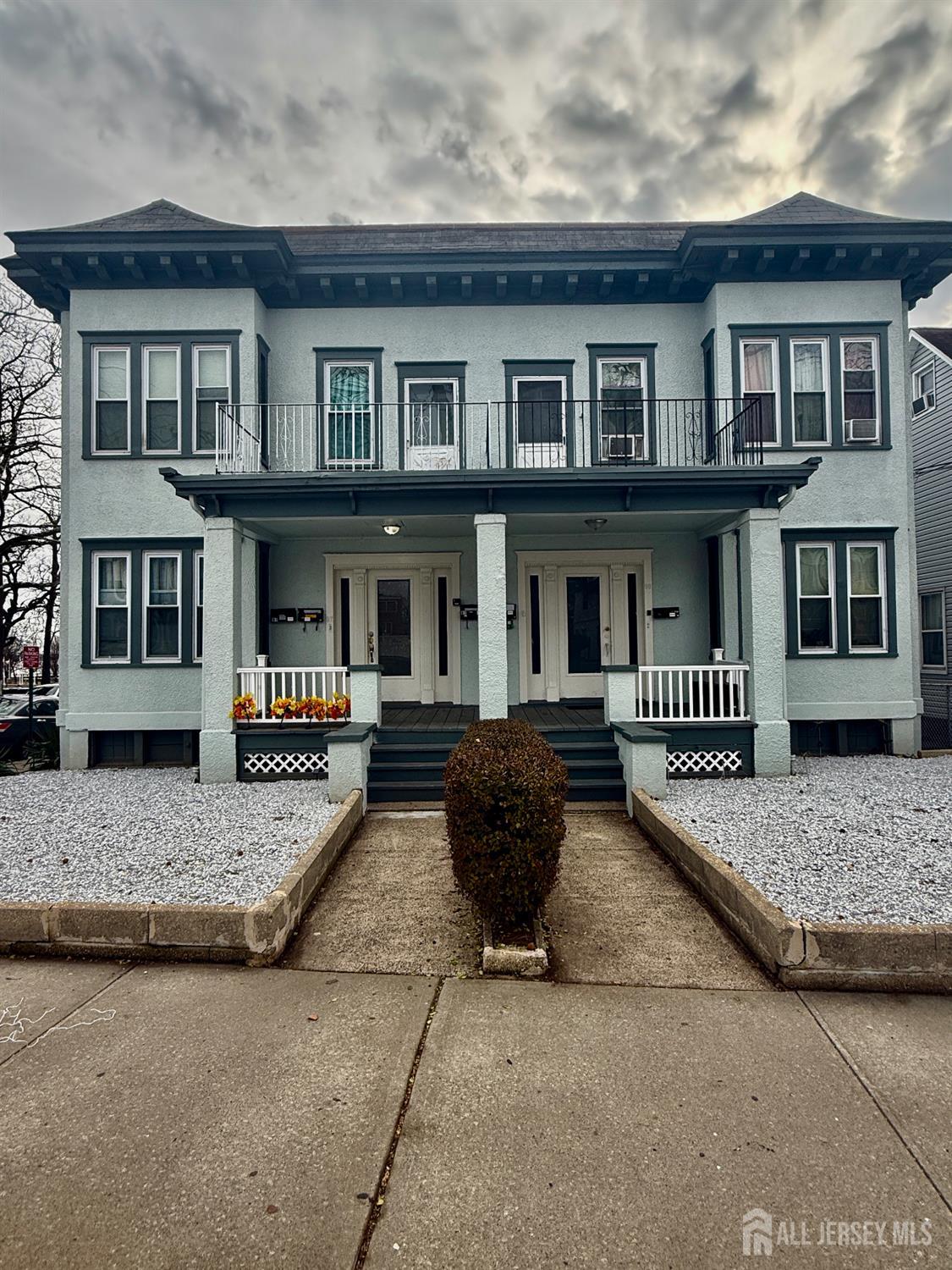 90 S S Hyde, Iselin, NJ, 08830