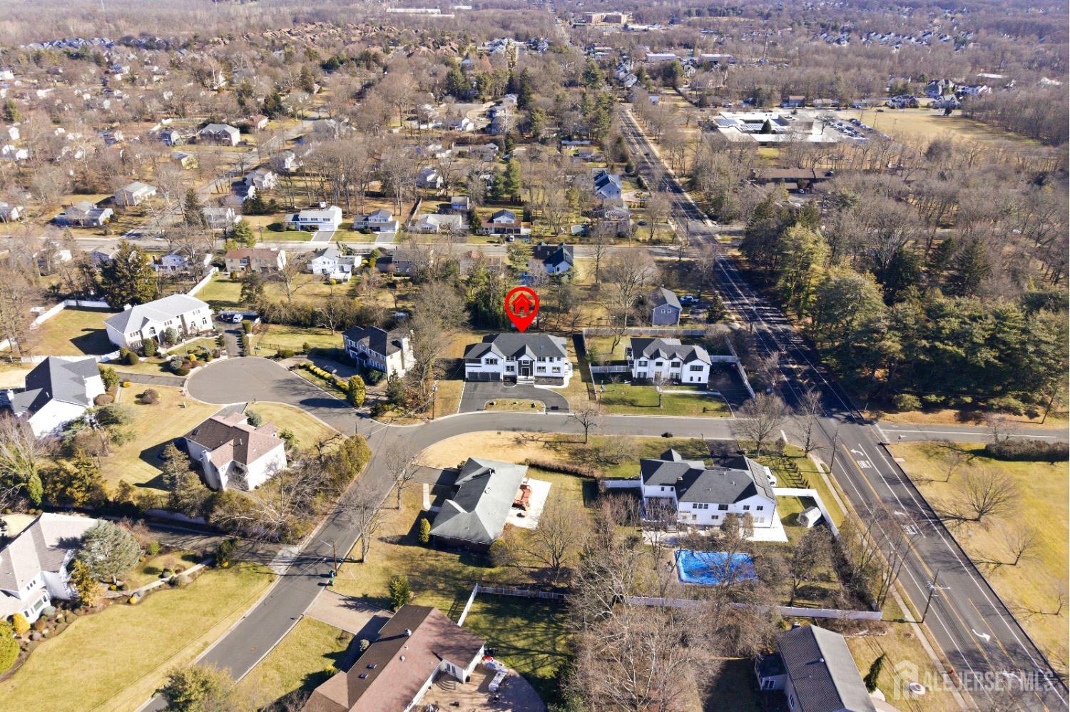 4 Hemlock Drive, Edison, NJ, 08820