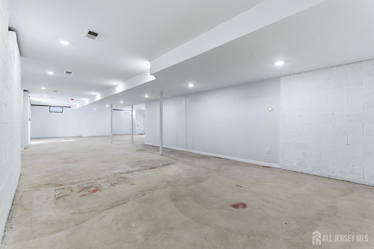 4 Hemlock Drive, Edison, NJ, 08820