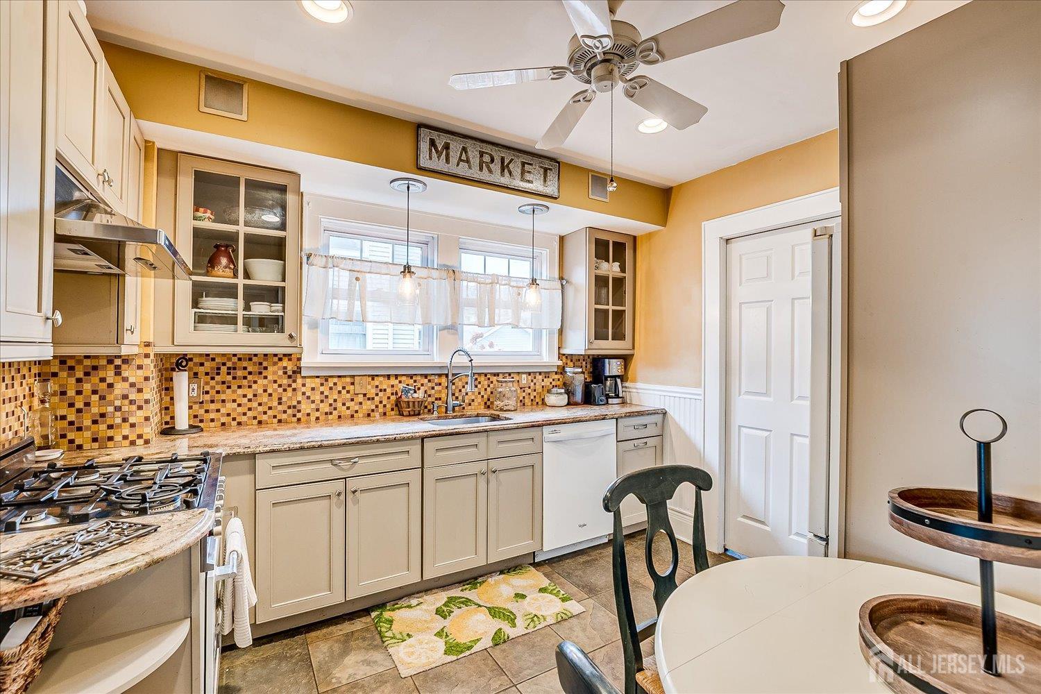 417 2nd Street, Dunellen, NJ, 08812