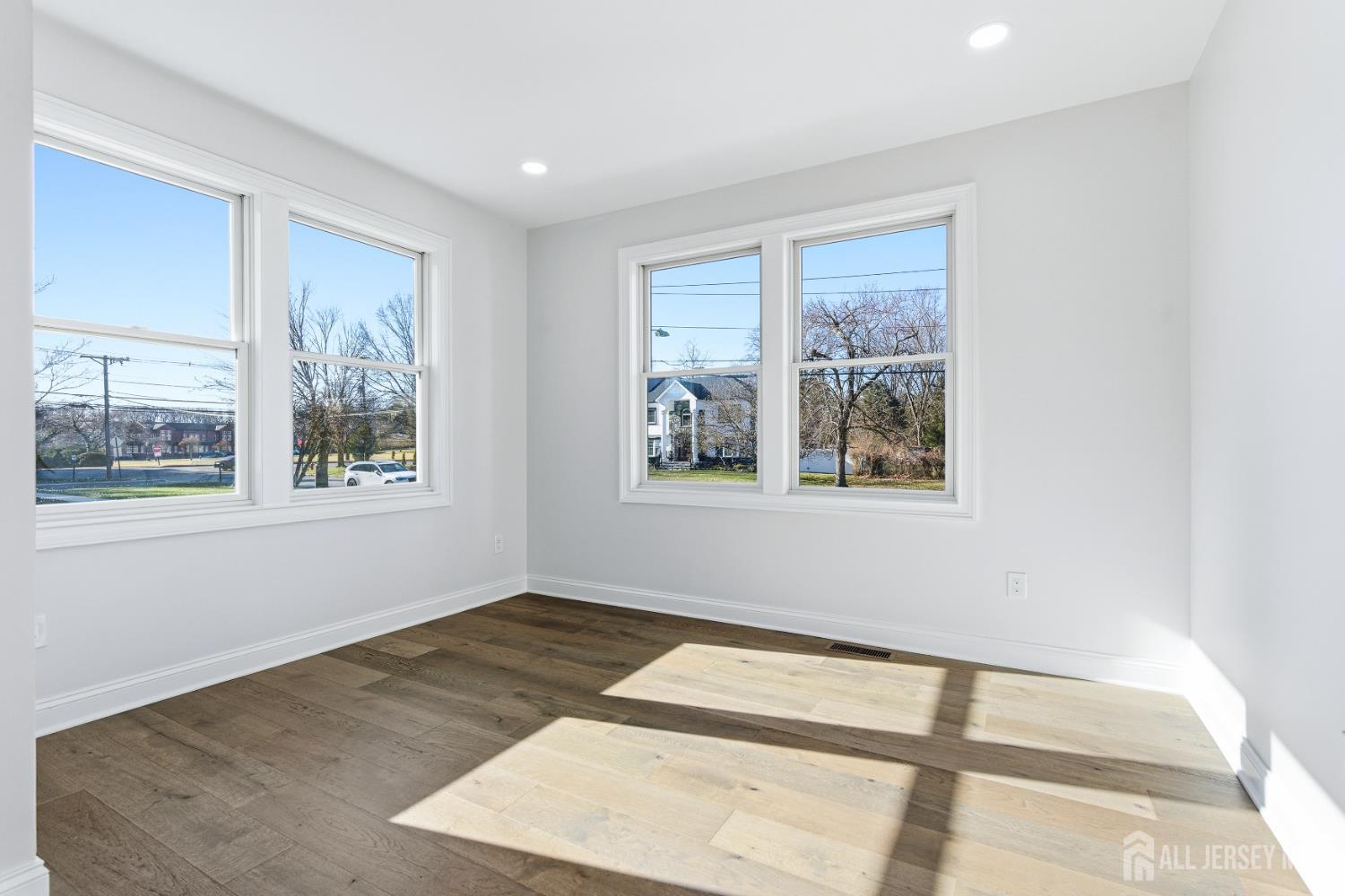 4 Hemlock Drive, Edison, NJ, 08820