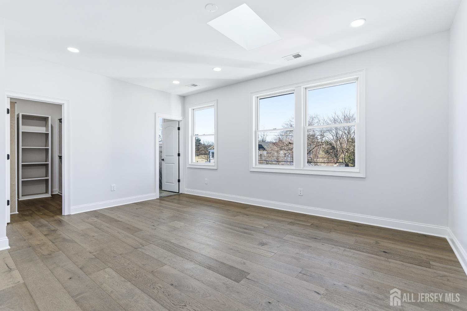 4 Hemlock Drive, Edison, NJ, 08820