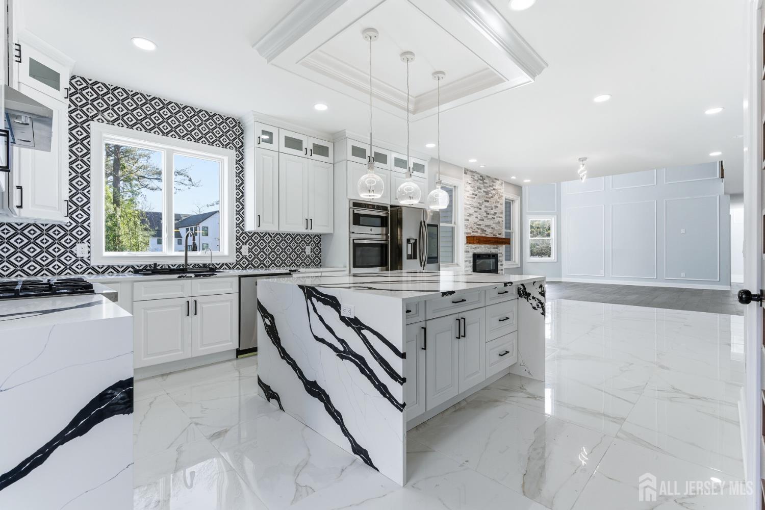 4 Hemlock Drive, Edison, NJ, 08820