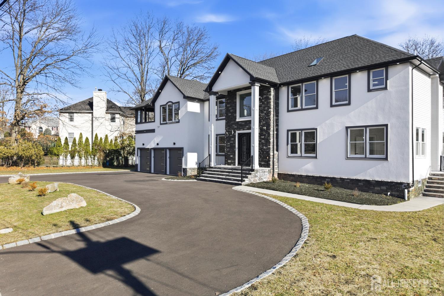 4 Hemlock Drive, Edison, NJ, 08820