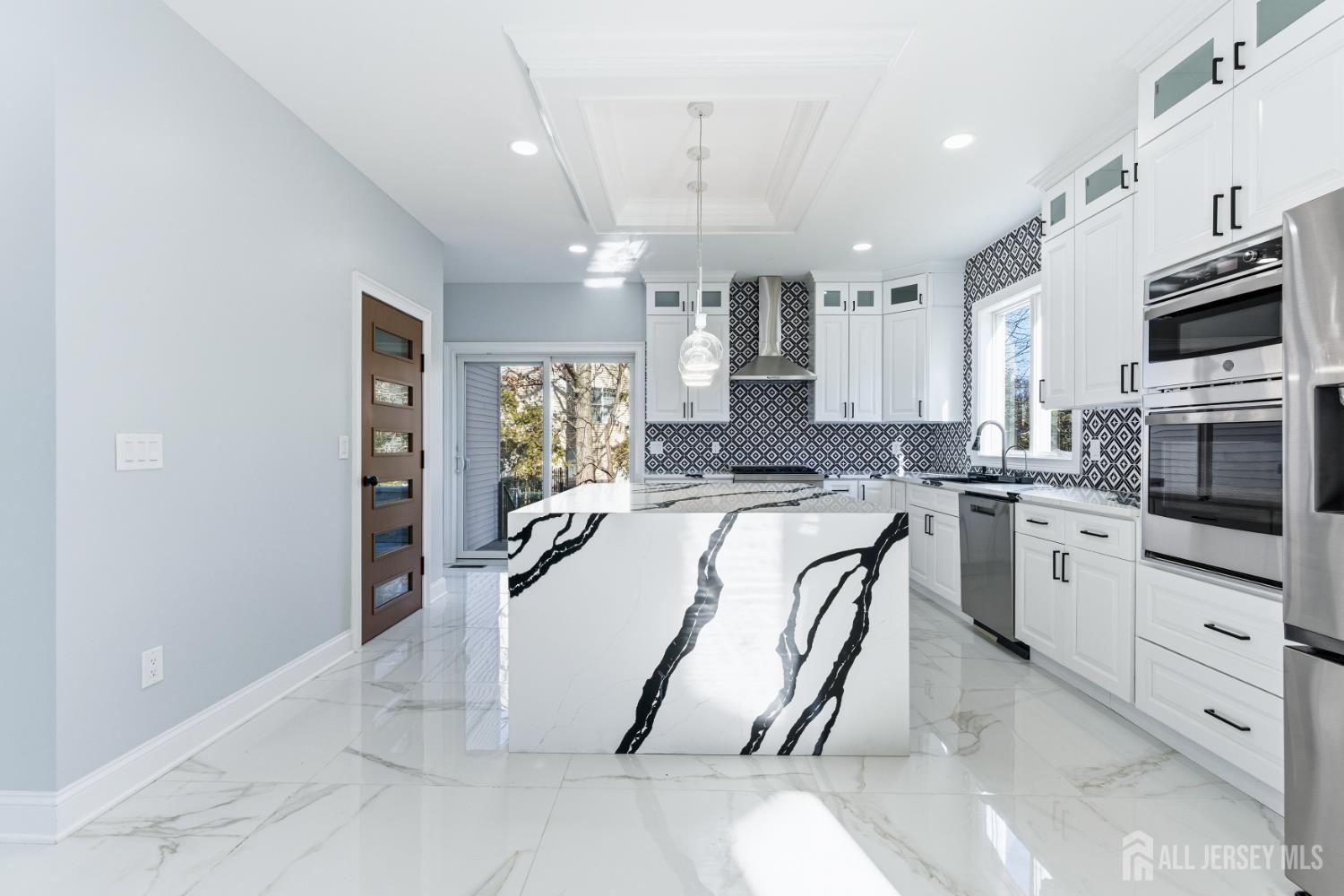 4 Hemlock Drive, Edison, NJ, 08820