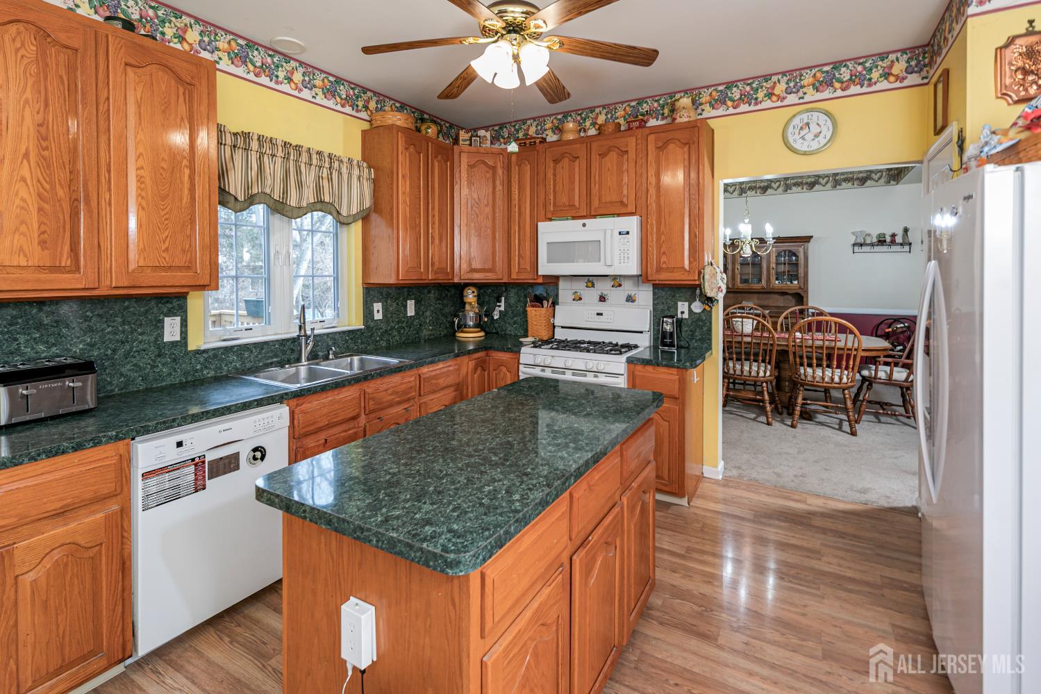 4 Gramercy Road, South Brunswick, NJ, 08852