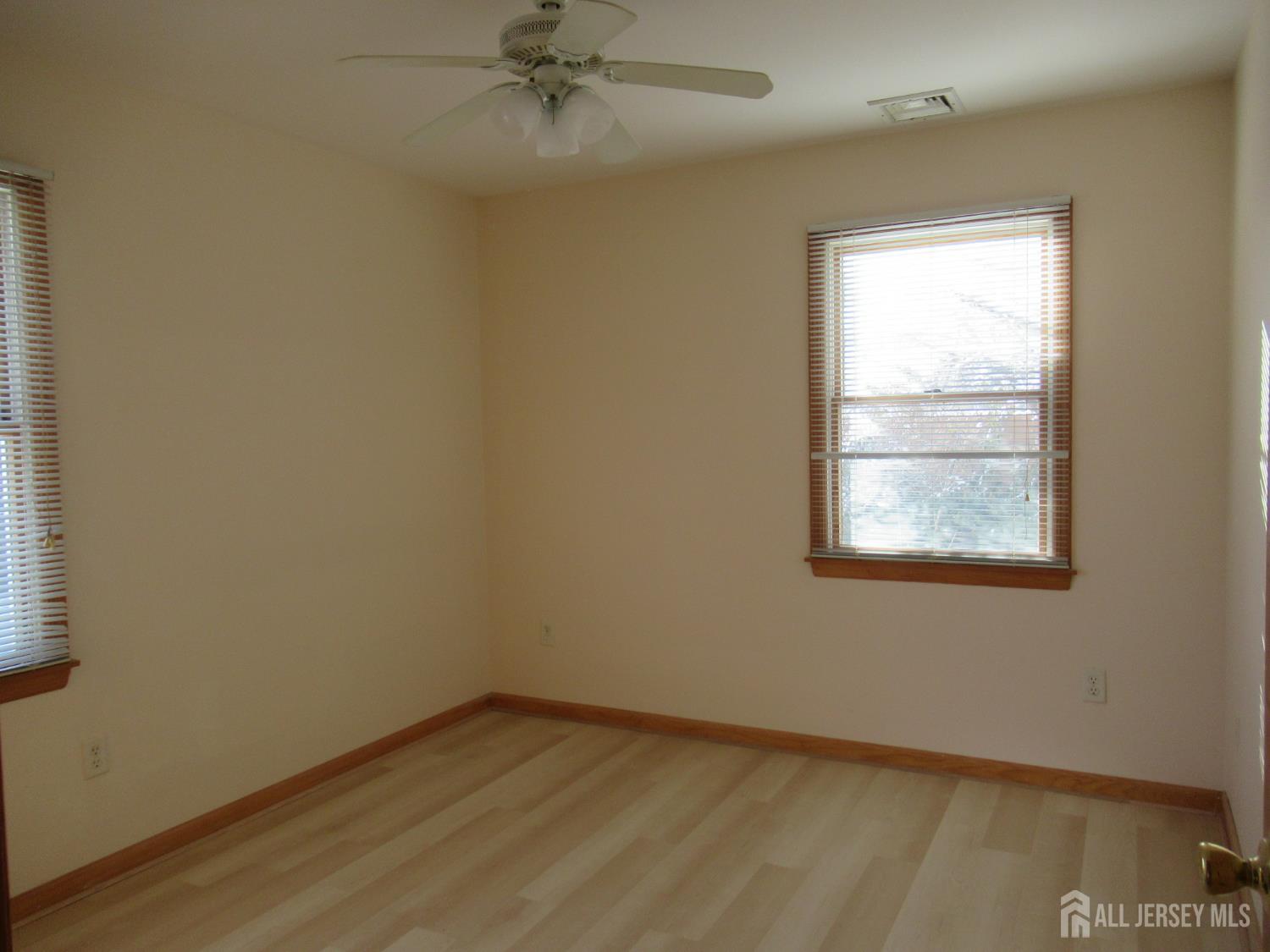 38 Eisenhower Drive, Sayreville, NJ, 08872