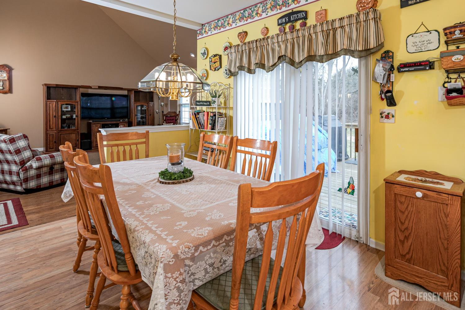 4 Gramercy Road, South Brunswick, NJ, 08852