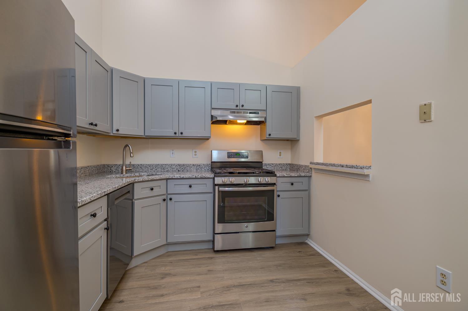 29 Amberly, Franklin, NJ, 08823