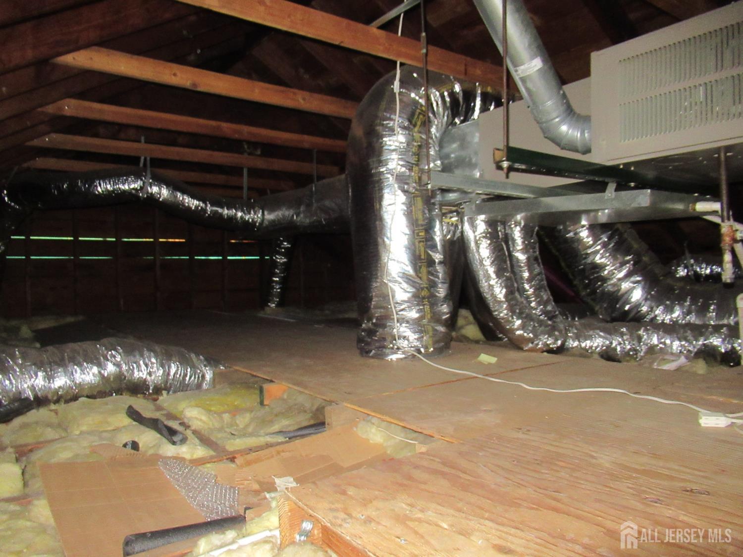 38 Eisenhower Drive, Sayreville, NJ, 08872