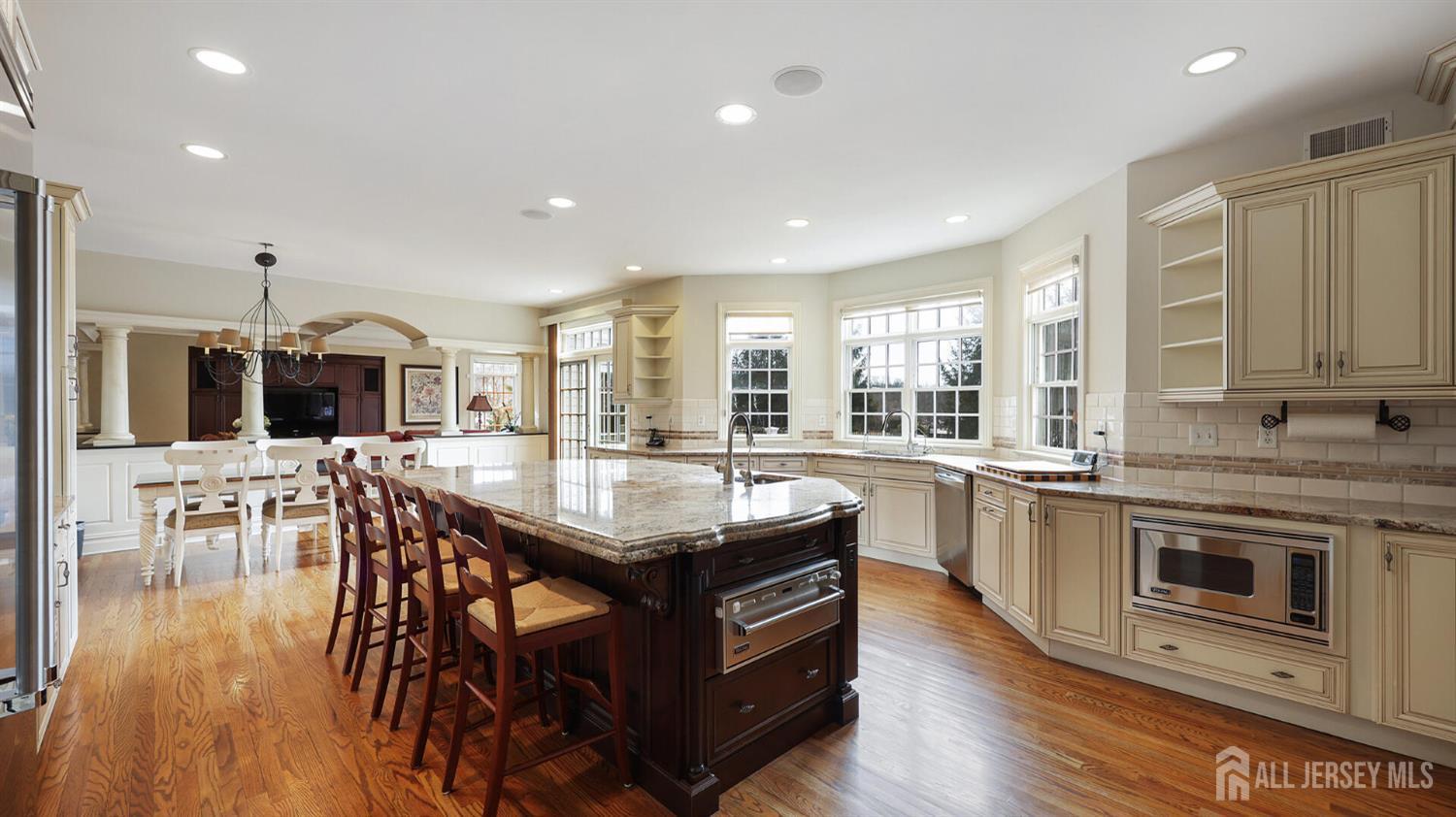 1 Hayduk Drive, Edison, NJ, 08820