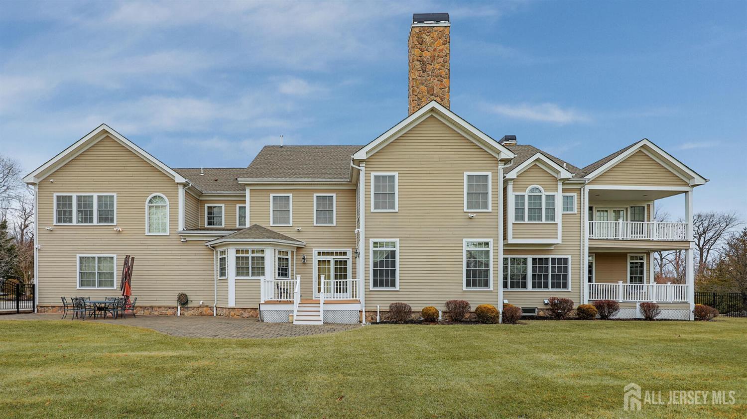 1 Hayduk Drive, Edison, NJ, 08820