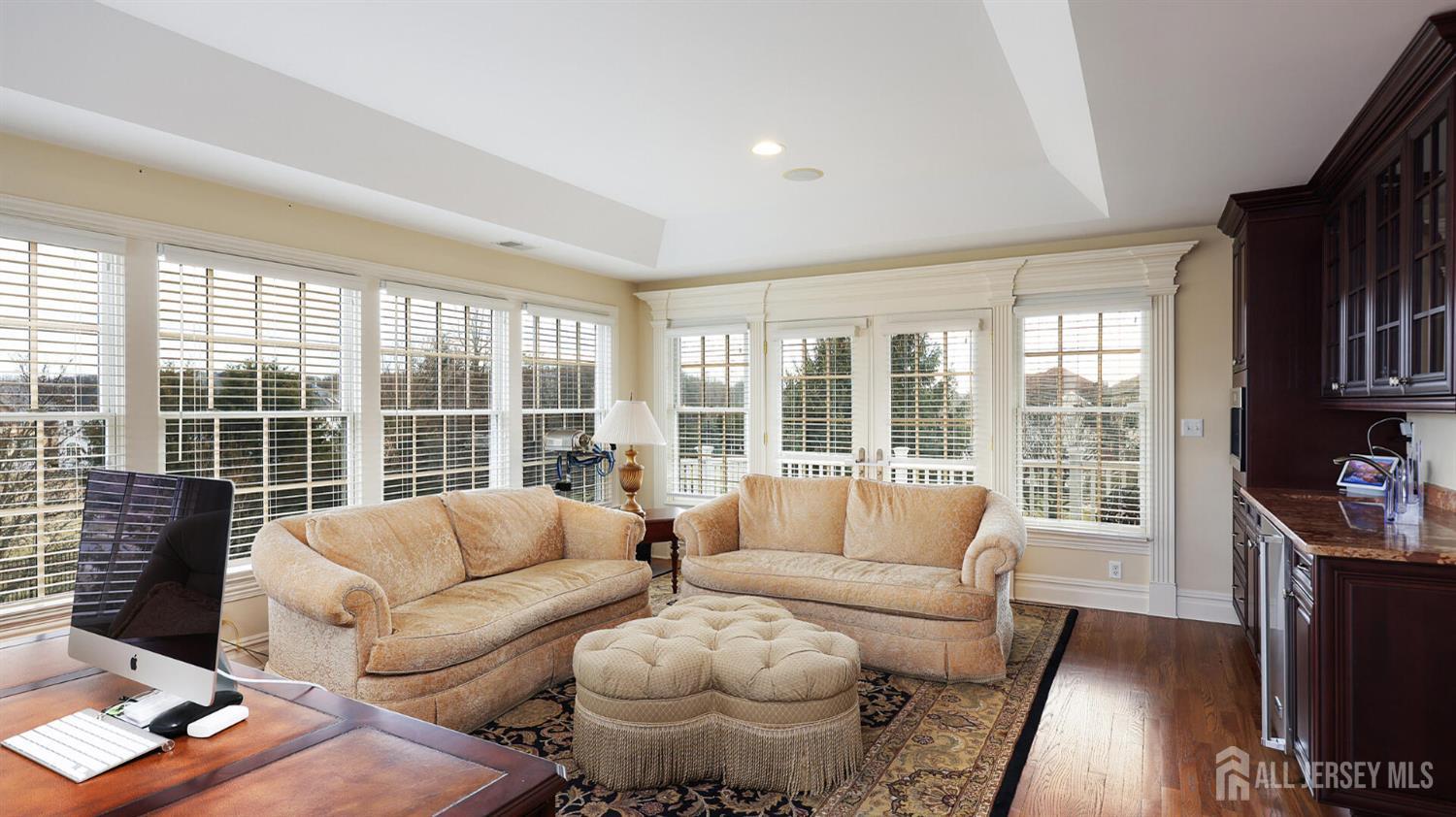 1 Hayduk Drive, Edison, NJ, 08820