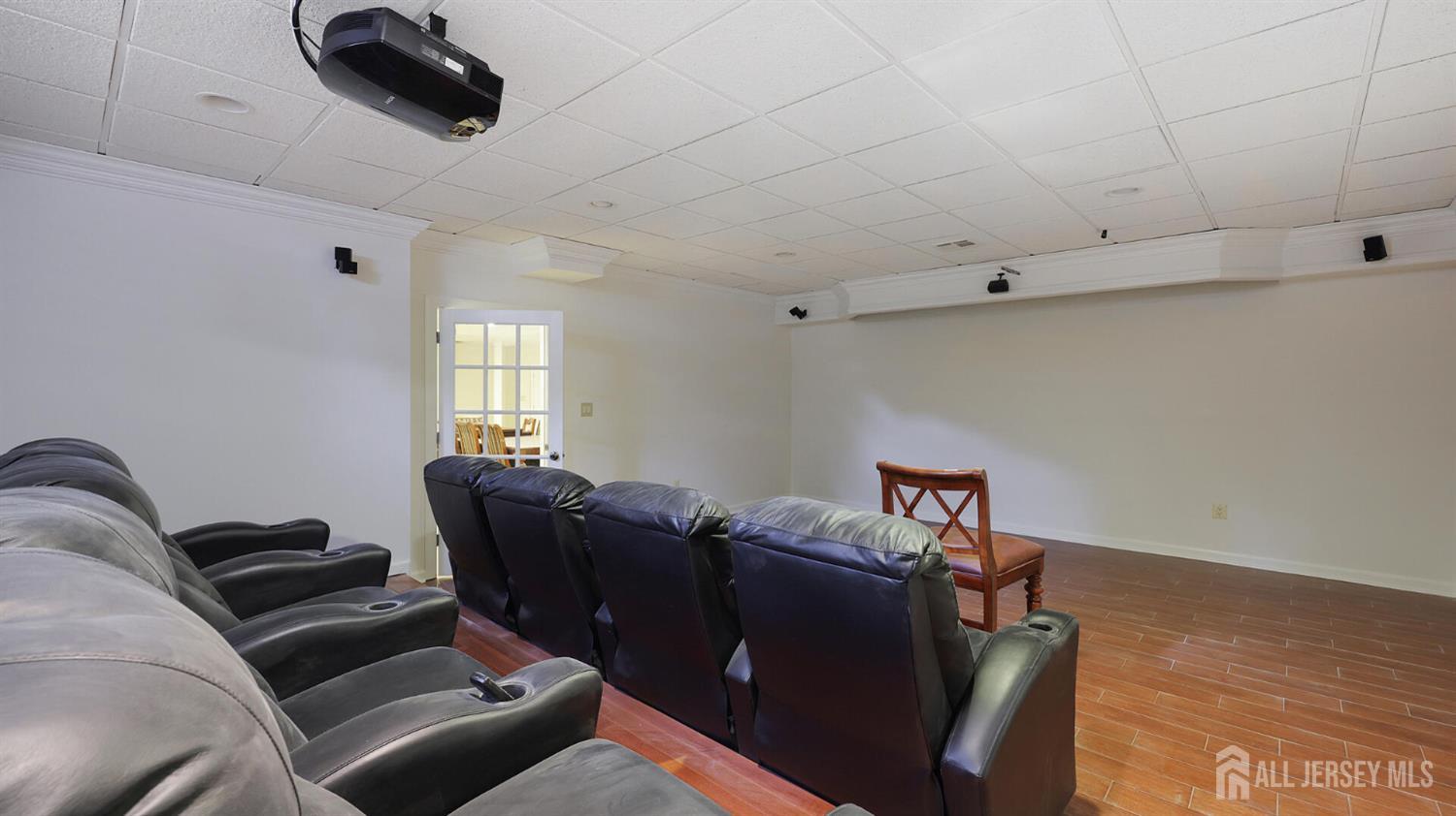 1 Hayduk Drive, Edison, NJ, 08820