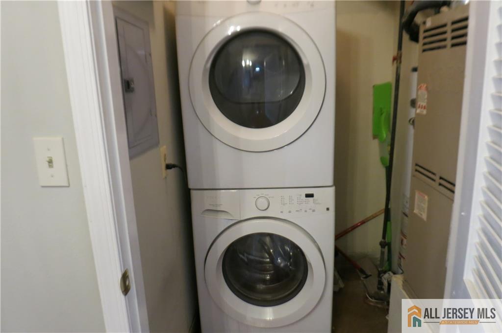 1123 Waterford Drive, Edison, NJ, 08817