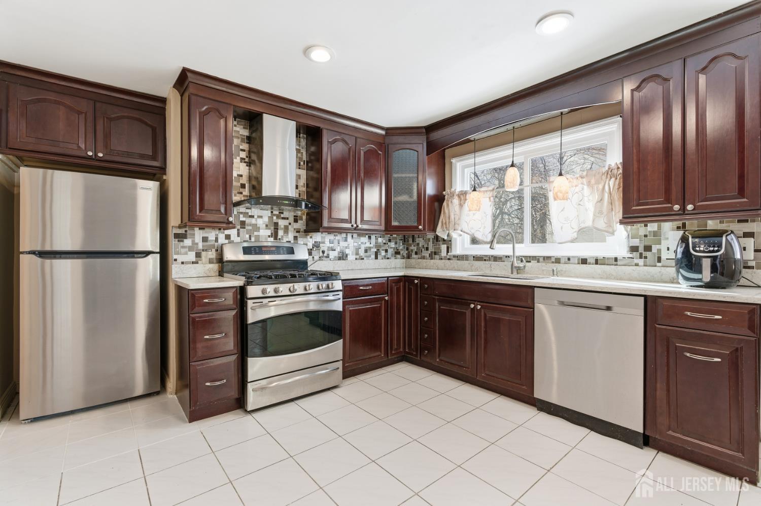 219 Plainfield Road, Edison, NJ, 08820