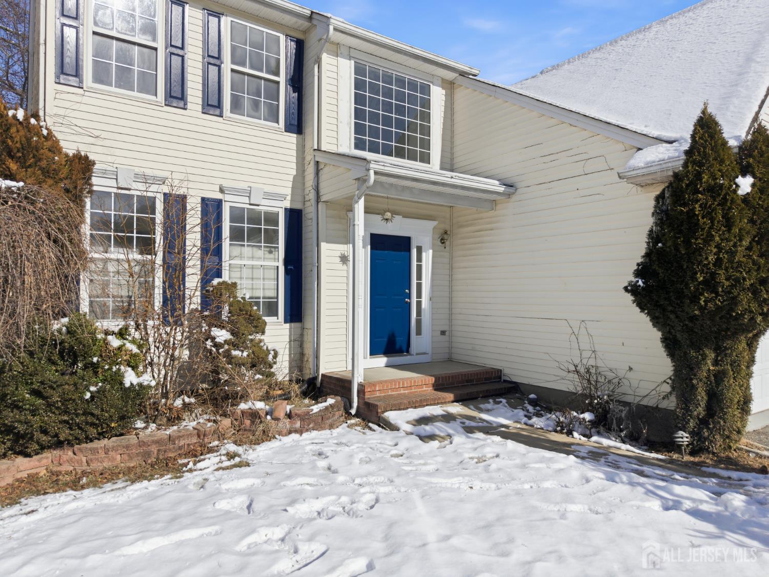 16 Rolling Brook Drive, Edison, NJ, 08820