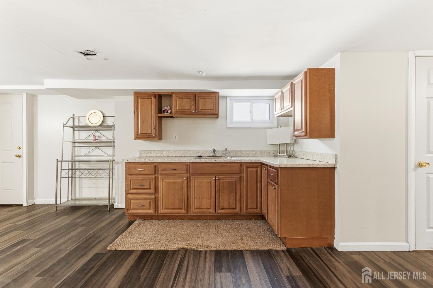 219 Plainfield Road, Edison, NJ, 08820